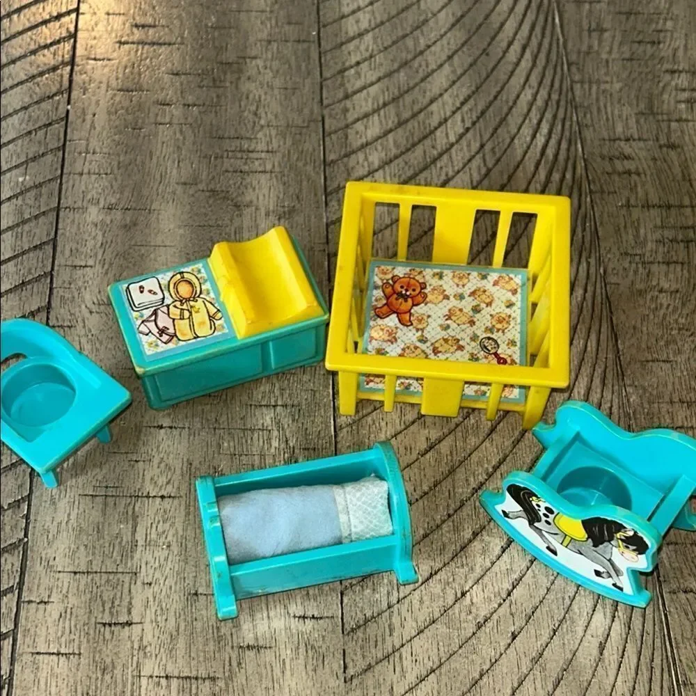Vintage 1972 made in USA 🇺🇸 Fisher Price Nursery Set
